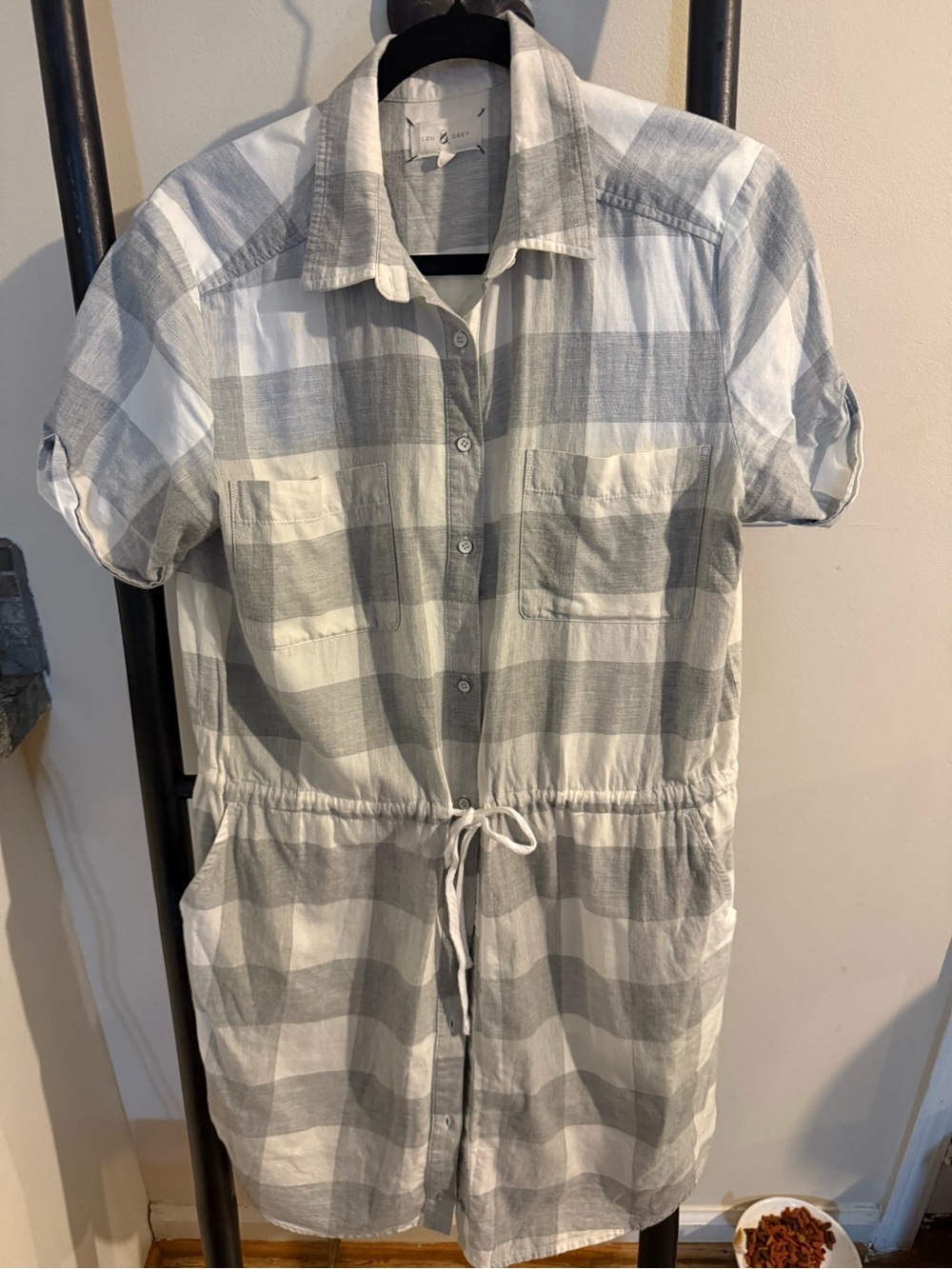 Lou & Grey Gray and White Plaid Button-Front Drawstring Shirt
